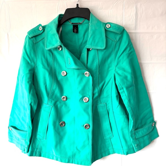 White House Black Market Jackets & Blazers - White House Black Market Green Swing Double Breasted Jacket SZ 8 Worn 1X